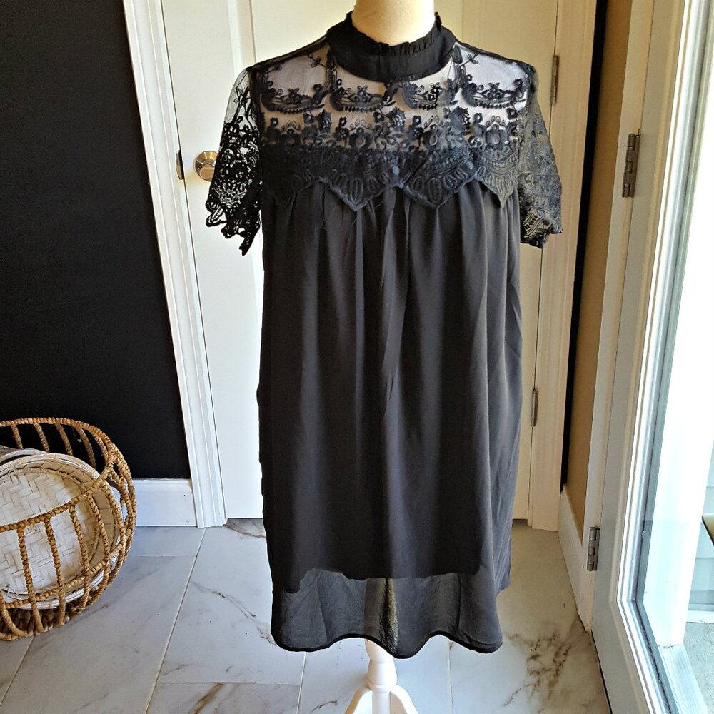 NWT! BEACHSISSI Black LACE Embellished DRESS SZ L